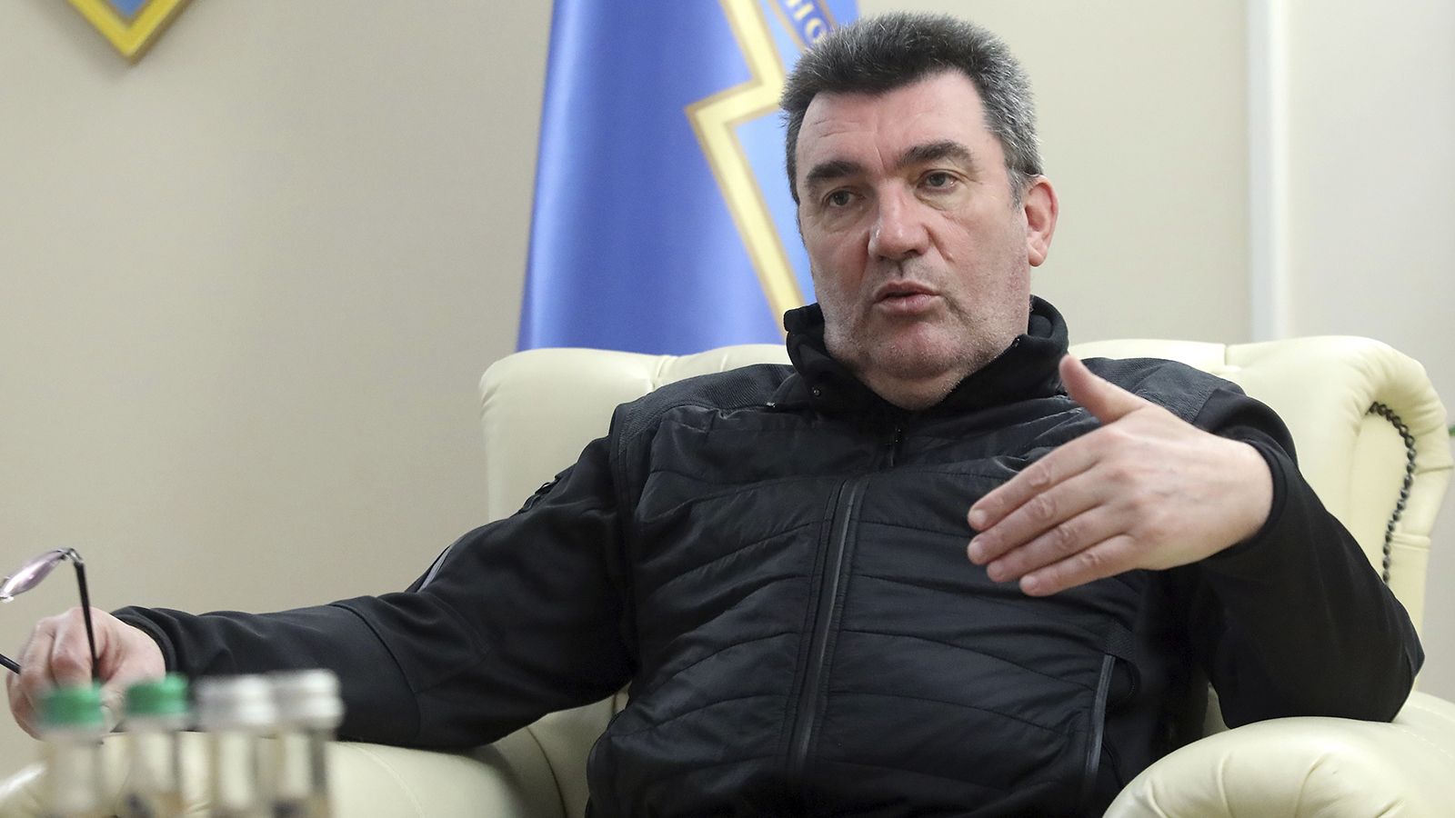 Данилов: ВСУ начнут наступление только после получения оружия от Запада