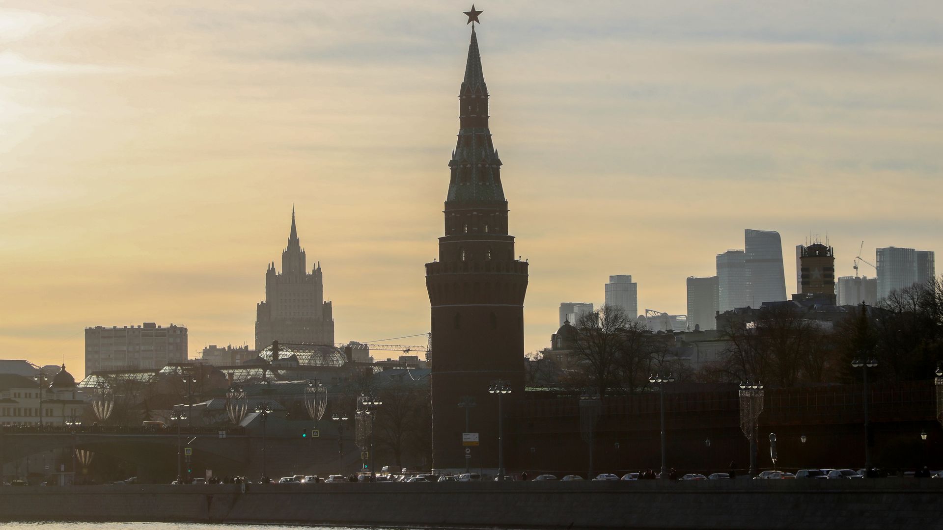 Москва потребовала от Финляндии объяснить действия приставов в отношении госсобственности РФ