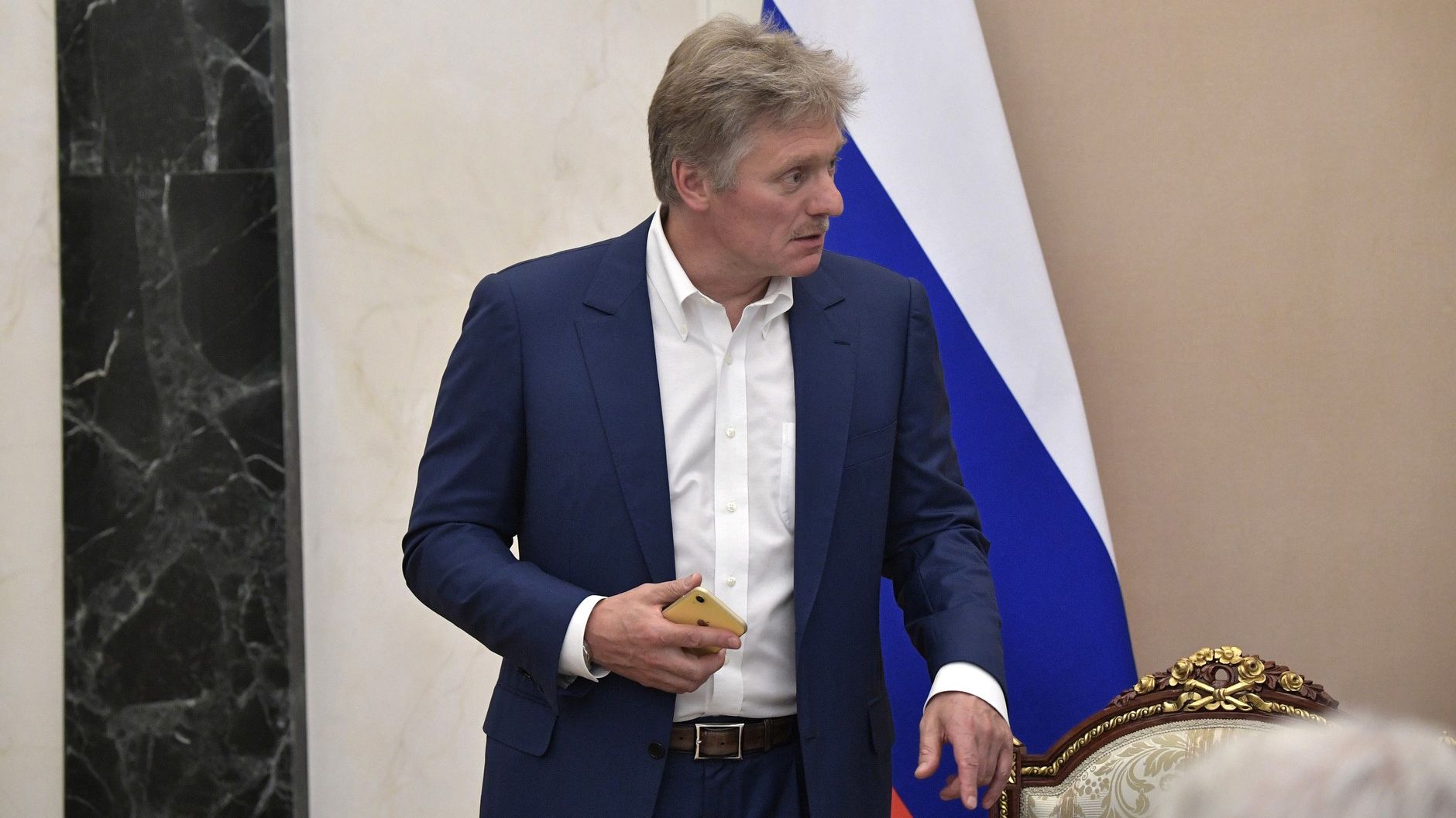 Песков оценил отношение российского общества к Путину