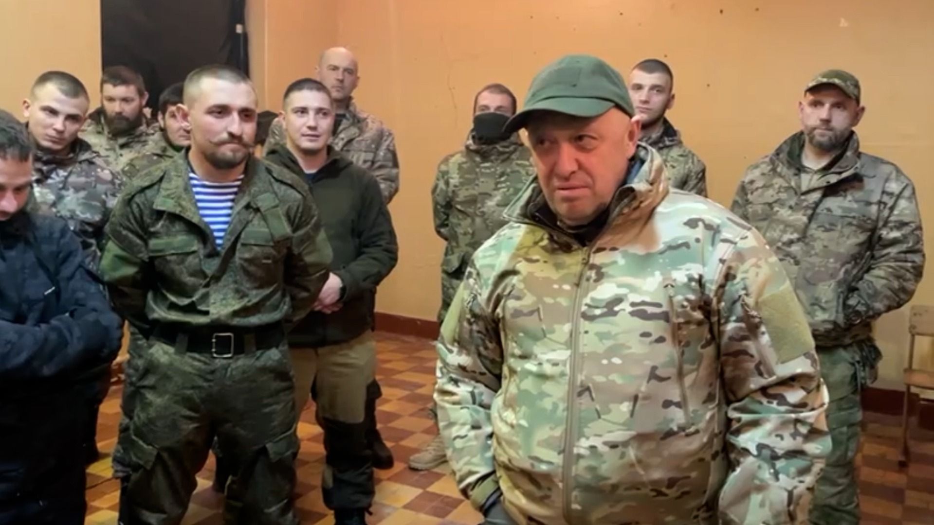 После работы в ЧВК «Вагнер» преступность снижается в 10 и более раз: Пригожин о повторных правонарушениях, совершаемых экс-заключенными