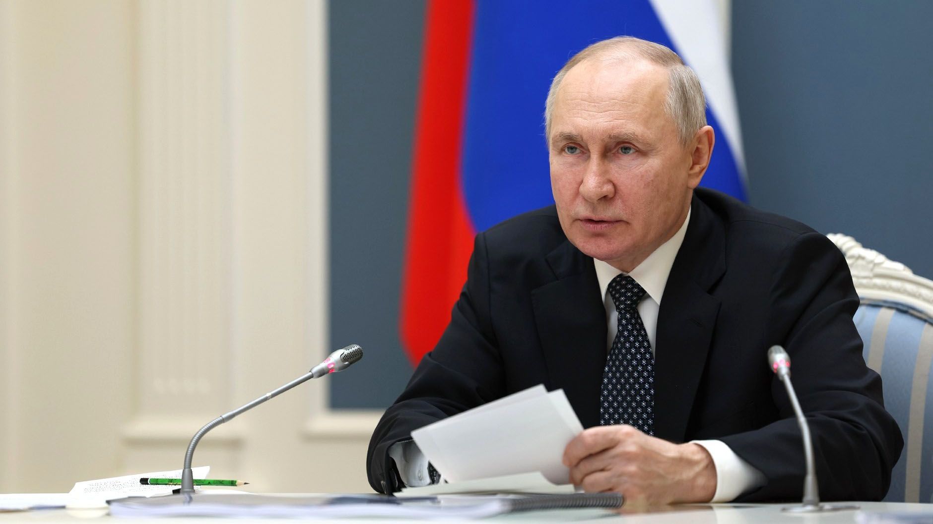 Путин: режим секретности не должен препятствовать развитию беспилотной сферы
