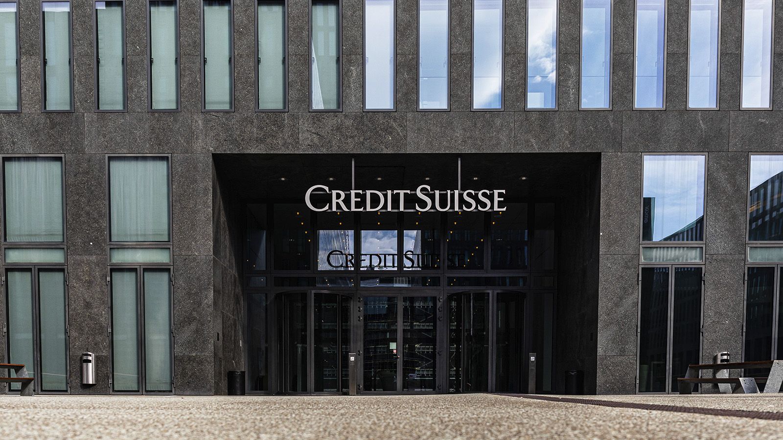 Сенат США узнал об обслуживании счетов нацистов в Credit Suisse