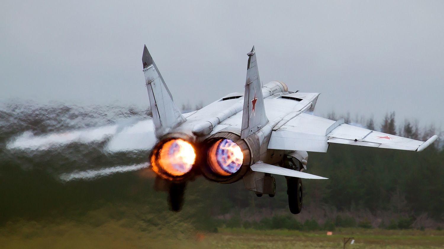 Air&Space: советский МиГ-15 напугал американских летчиков во время войны в Корее
