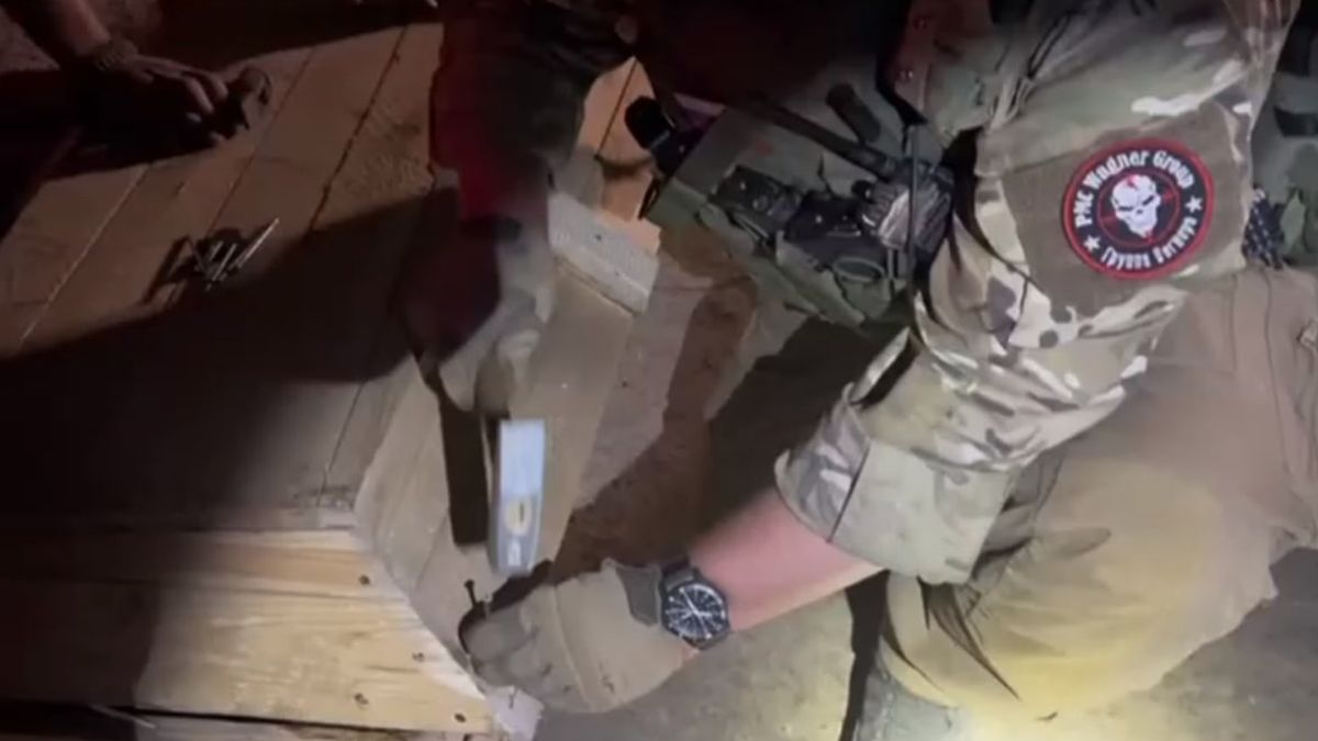 Бойцы ЧВК «Вагнер» передали тела погибших в Артемовске граждан США и Турции