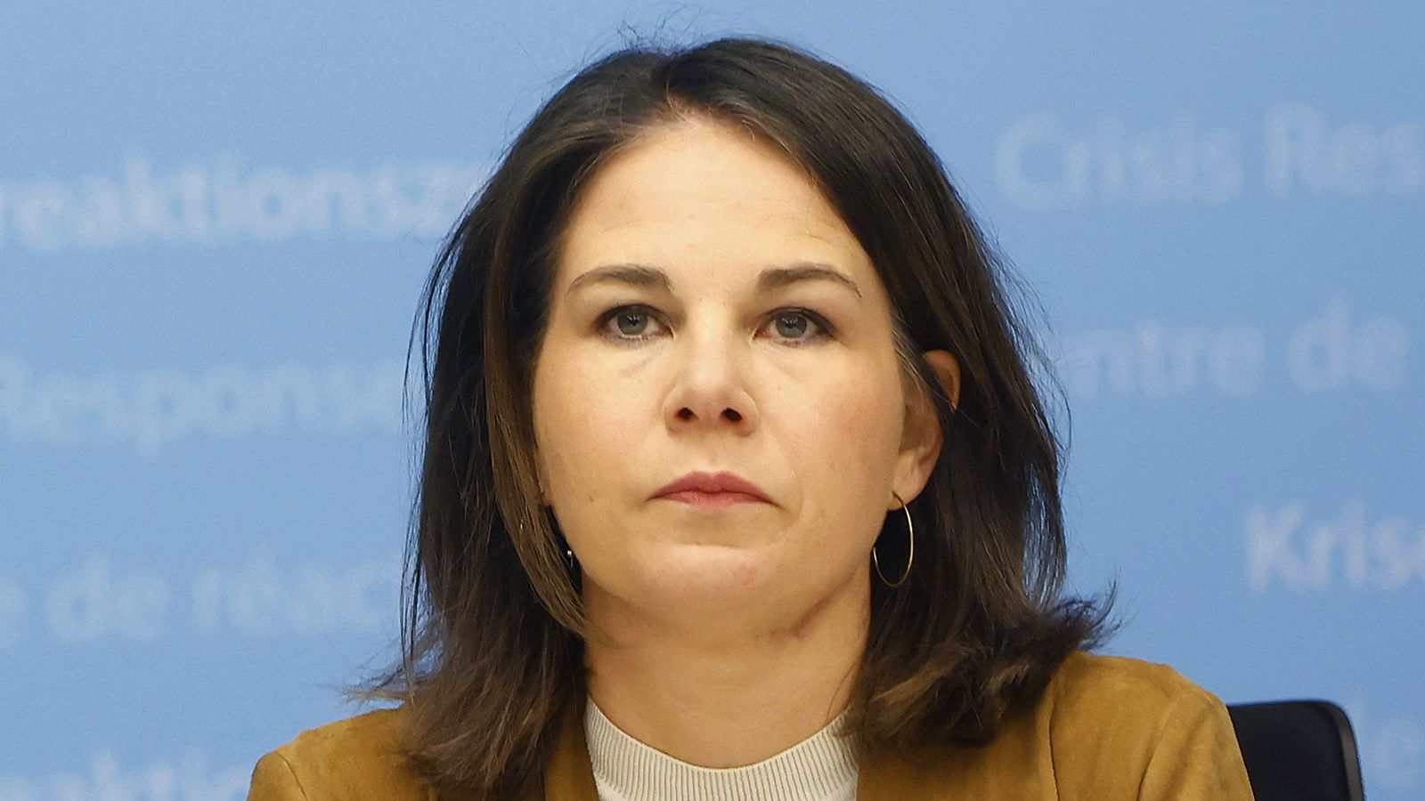 Der Spiegel: Бербок второй раз вынуждена менять свои планы из-за неисправности самолета