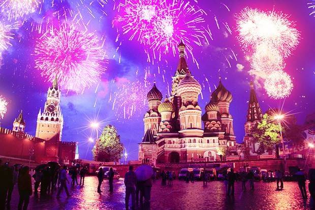 Фейерверк 9 мая 2023 года в Москве: во сколько и где будут запускать