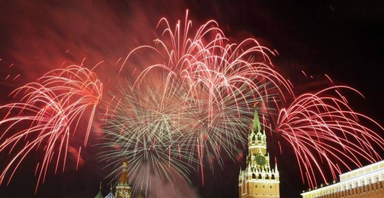 Салют на День Победы 2023 года в Москве, где и во сколько смотреть 