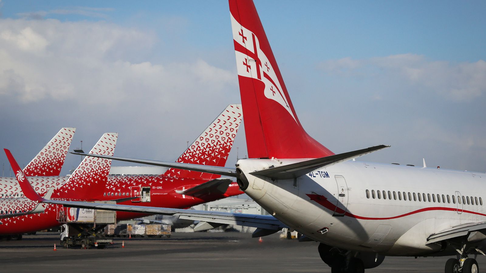 Georgian Airways отказалась пускать на борт президента Грузии Зурабишвили после ее бойкота