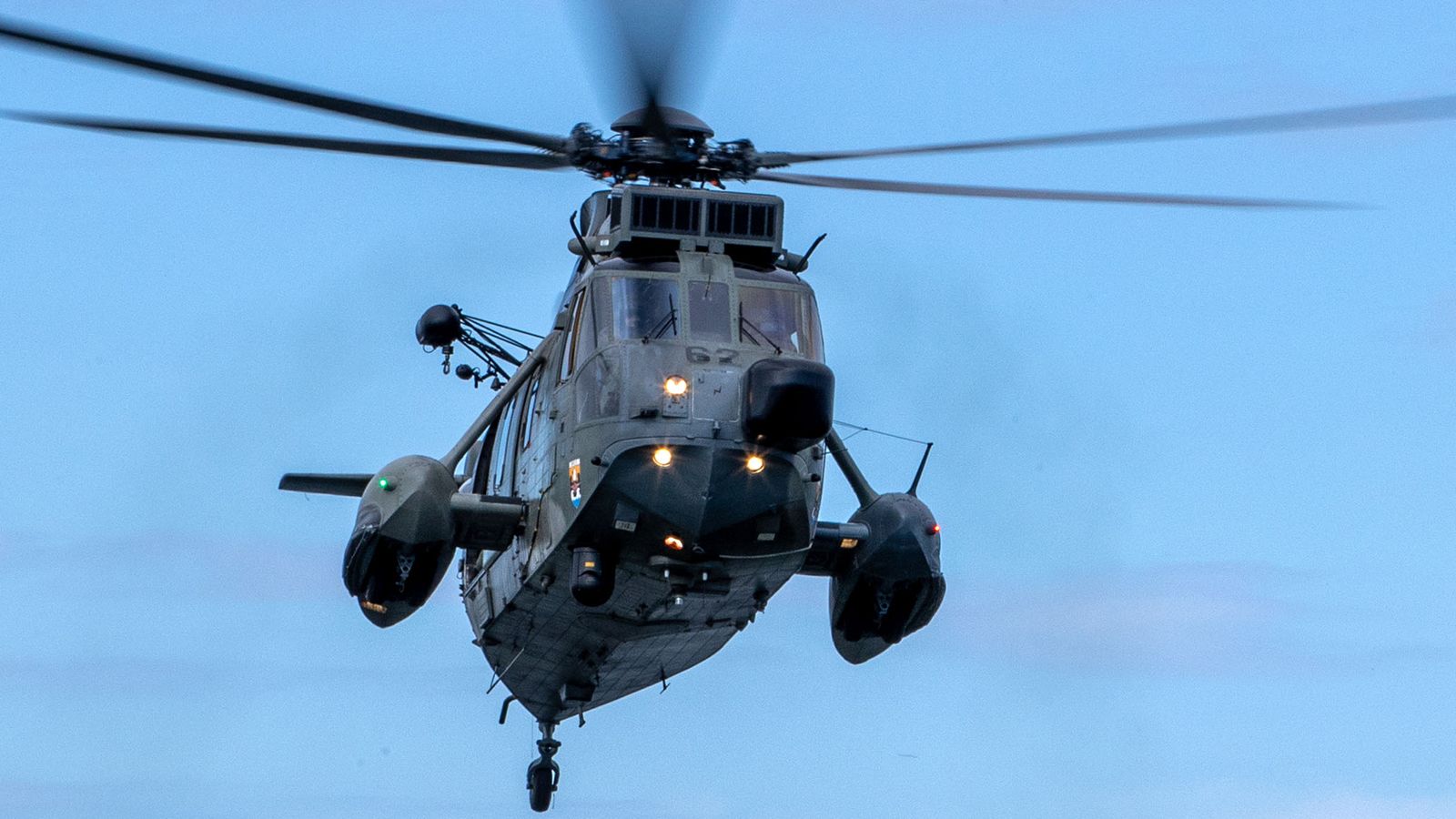 Киев получил от Лондона последний обещанный боевой вертолет WS-61 Sea King