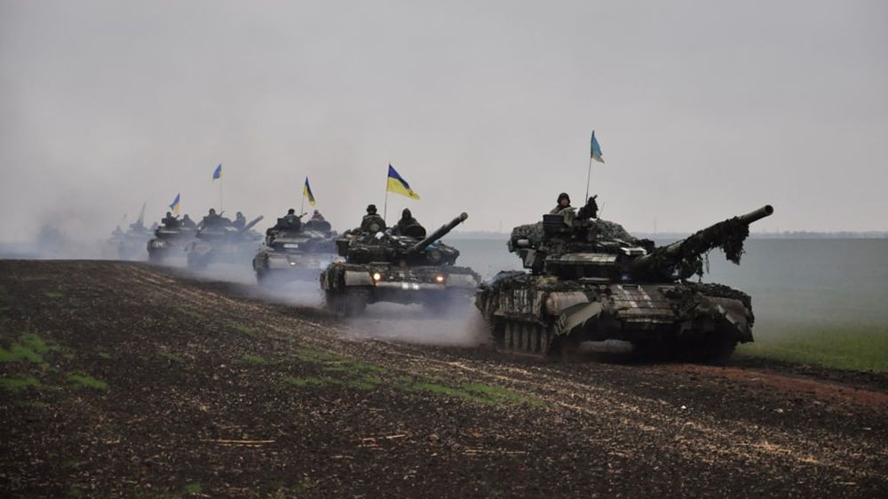 Mash: украинские войска впервые обстреляли из танка территорию России