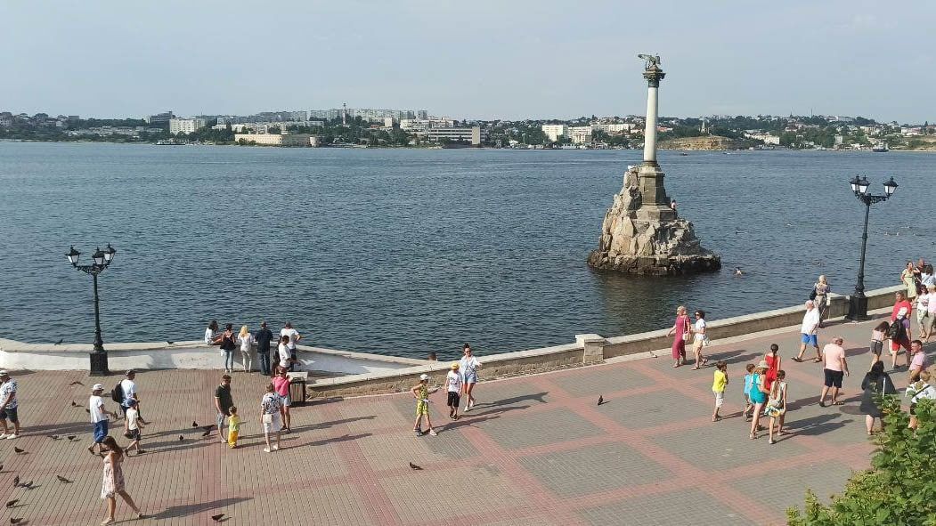Минобороны сообщило о прибытии корабля ВМФ РФ «Иван Хурс» в Севастополь