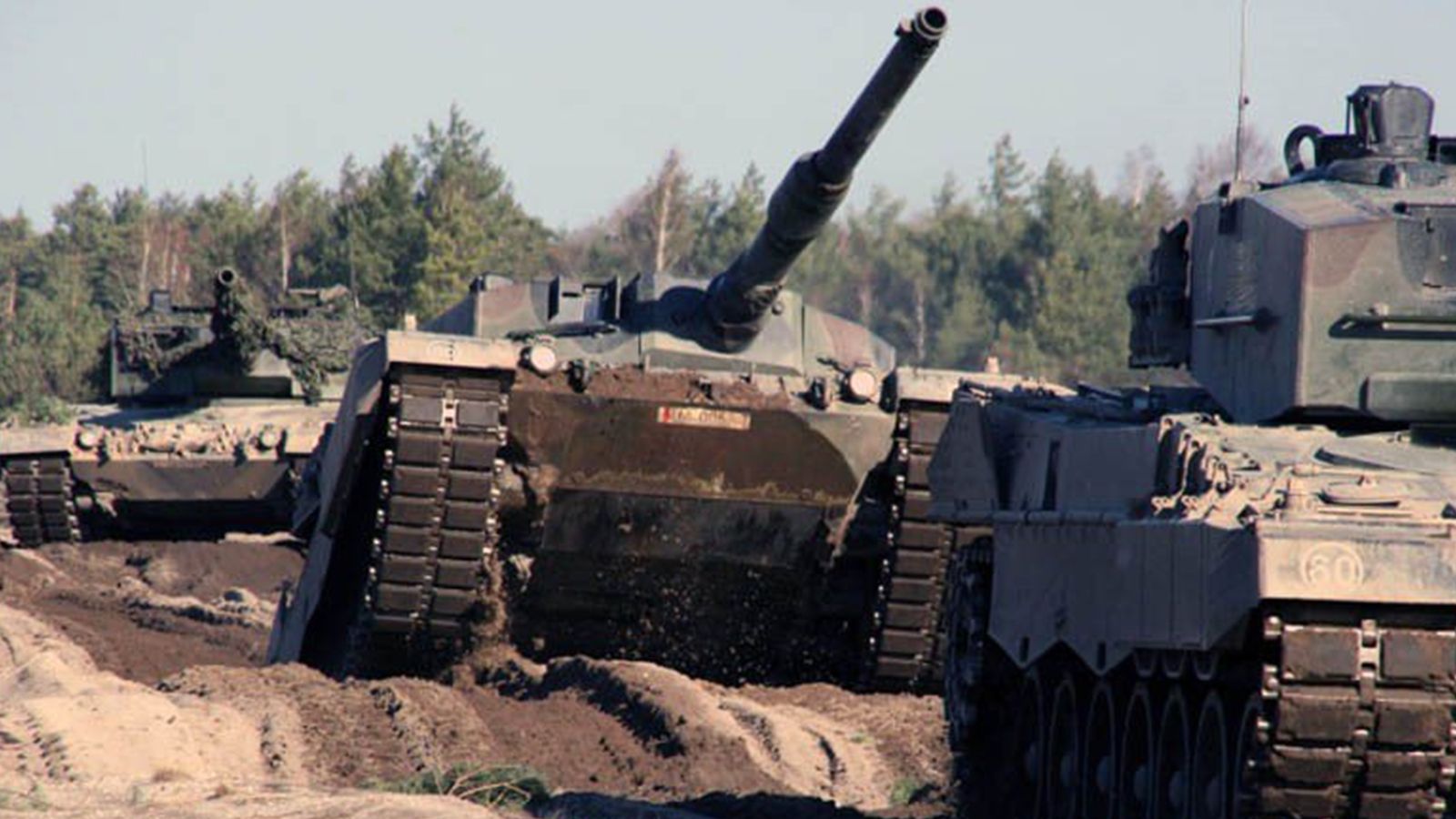 МО Польши: польская армия на танках Leopard 2 приступила к учениям рядом с белорусской границей