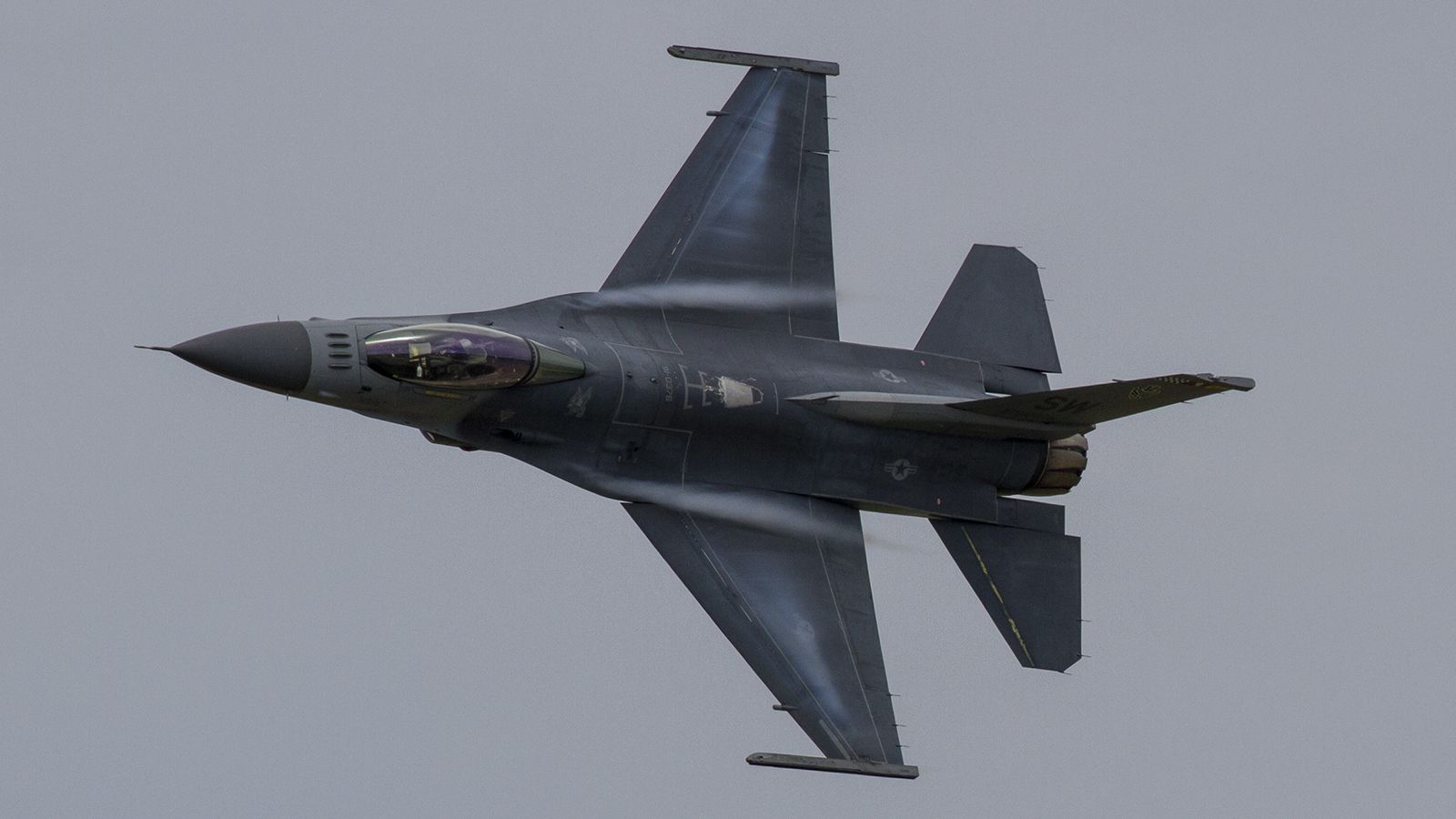 Newsweek: украинские F-16 столкнутся с тремя проблемами в противостоянии с Россией