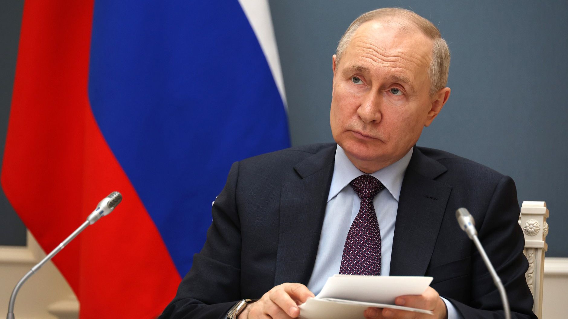 Песков рассказал о реакции Путина на атаку дронов по Кремлю