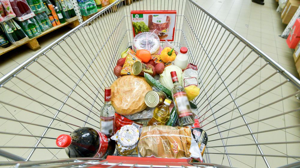 Пользователи Сети удивились наличию продуктовых банков в канадских супермаркетах