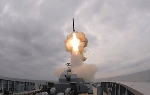 Ракетная атака на Украину сегодня, 4 мая 2023 года: куда попали ракеты, взрывы в Киеве и других городах 04.05.2023, массированный удар БПЛА