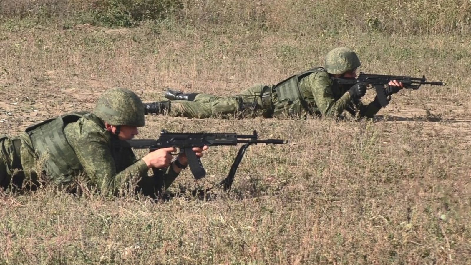 Росгвардейцы захватили в ЛНР технику и оружие украинской армии