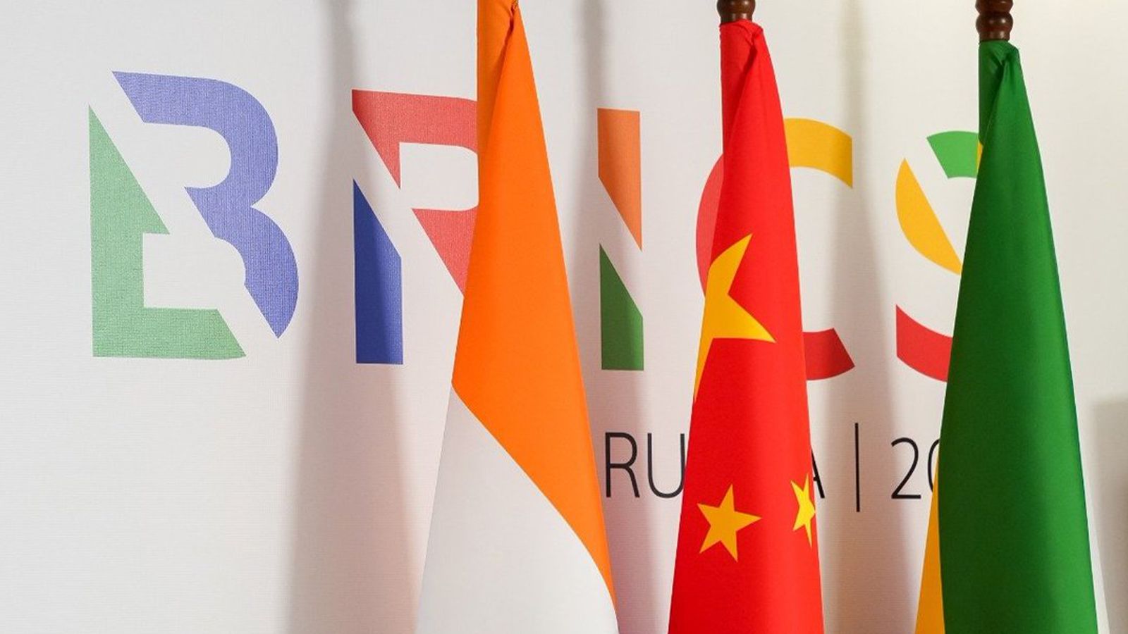 Sohu: предсказание Галтунга о судьбе России и США начинает сбываться