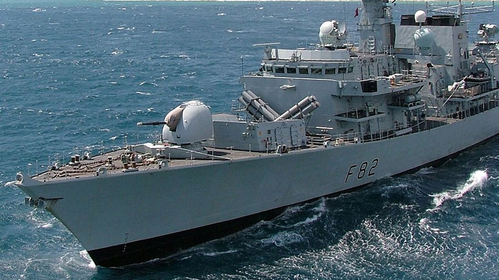The Sun: британский фрегат отправили наблюдать за российскими кораблями у островов