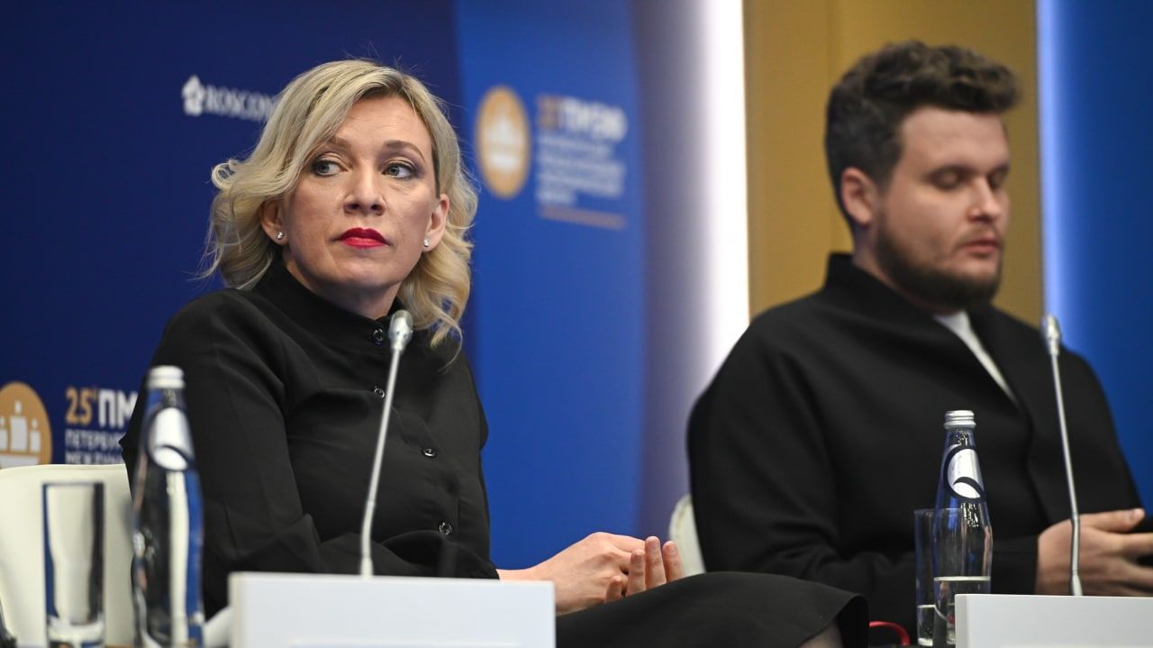 Захарова предупредила об ответных мерах в случае приближения баз НАТО к северным границам России