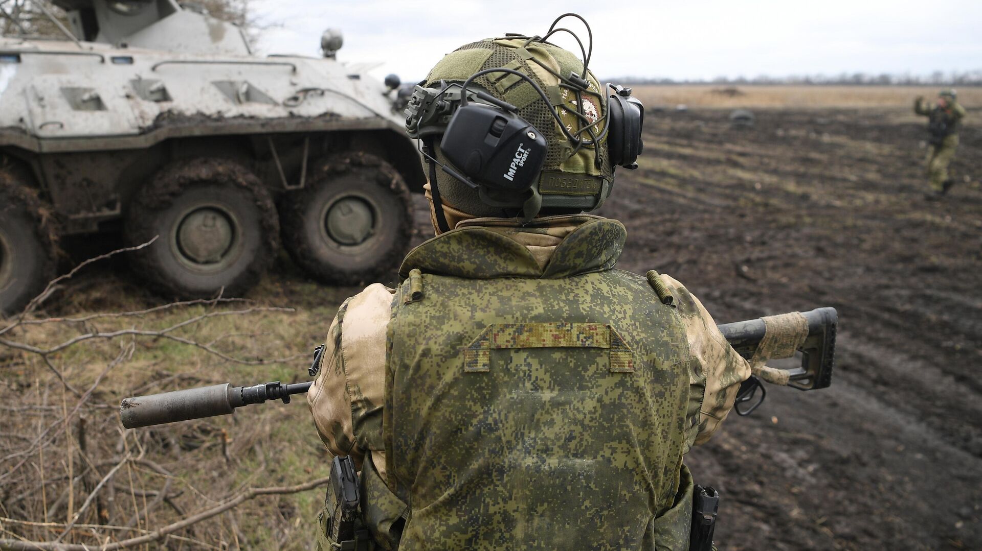 Военные РФ с помощью БТР-камикадзе подорвали опорник ВСУ - 17.06.2023,  Sputnik Беларусь