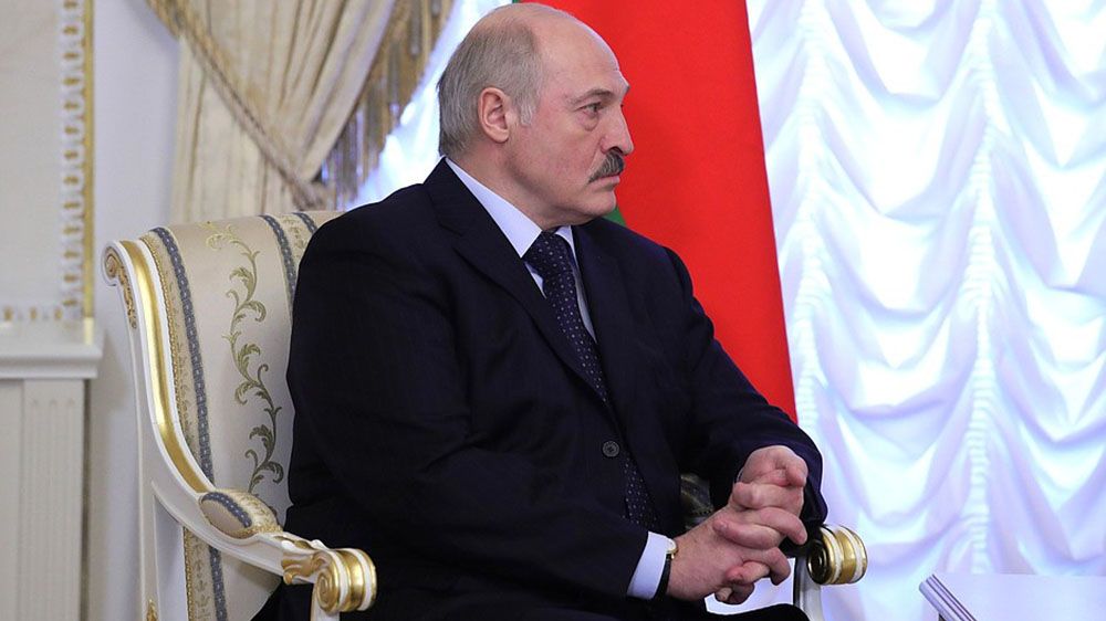 Лукашенко предсказал Зеленскому участь Горбачева