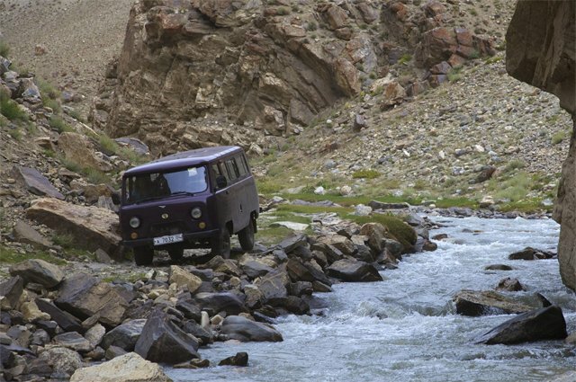 На сколько вас оштрафуют, если поедете купаться на речку на машине? | Аргументы и факты – aif.ru | Дзен