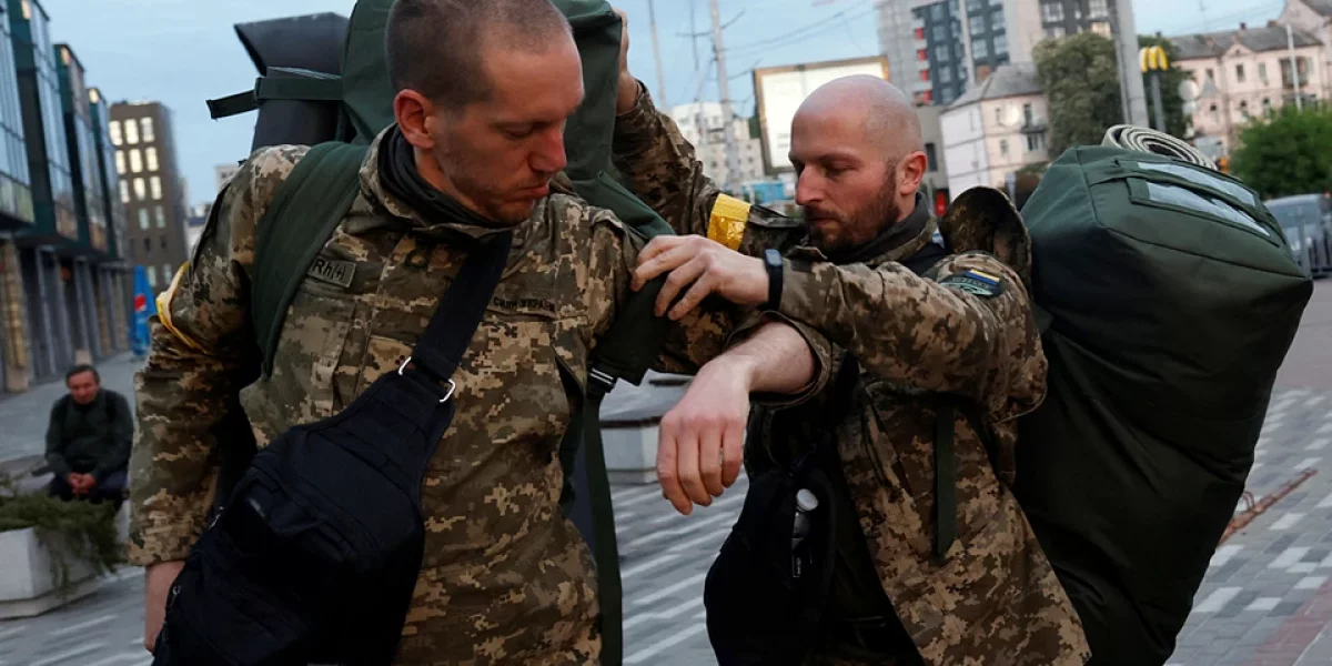 Новости Украины сегодня: Катастрофические потери ВСУ на Времьевском выступе — 7,5 тысяч человек за 10 дней! Война на Украине последние сводки СВО 15.06.2023г
