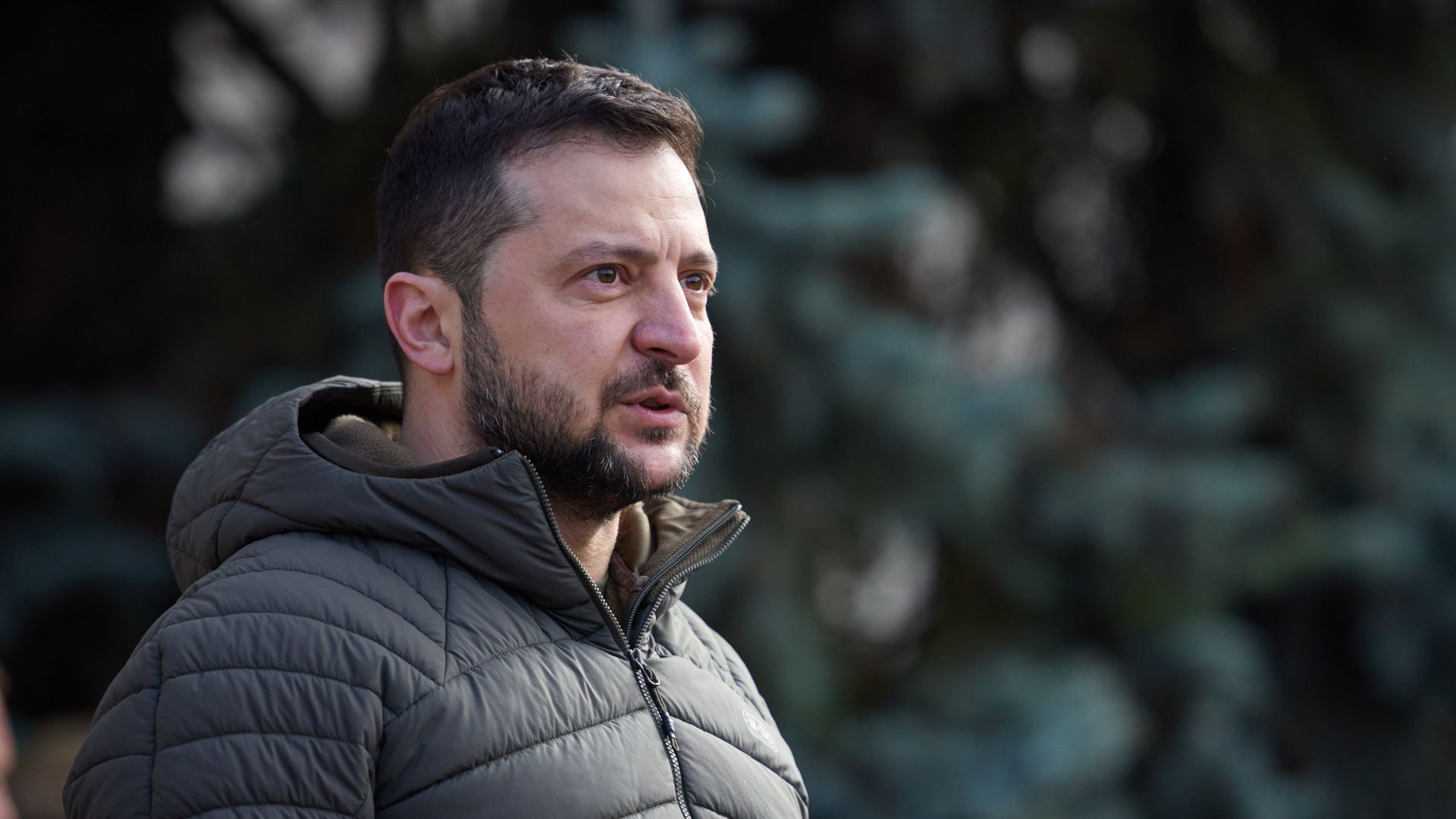 Пользователи Twitter устроили Зеленскому взбучку из-за нового пакета помощи США Украине