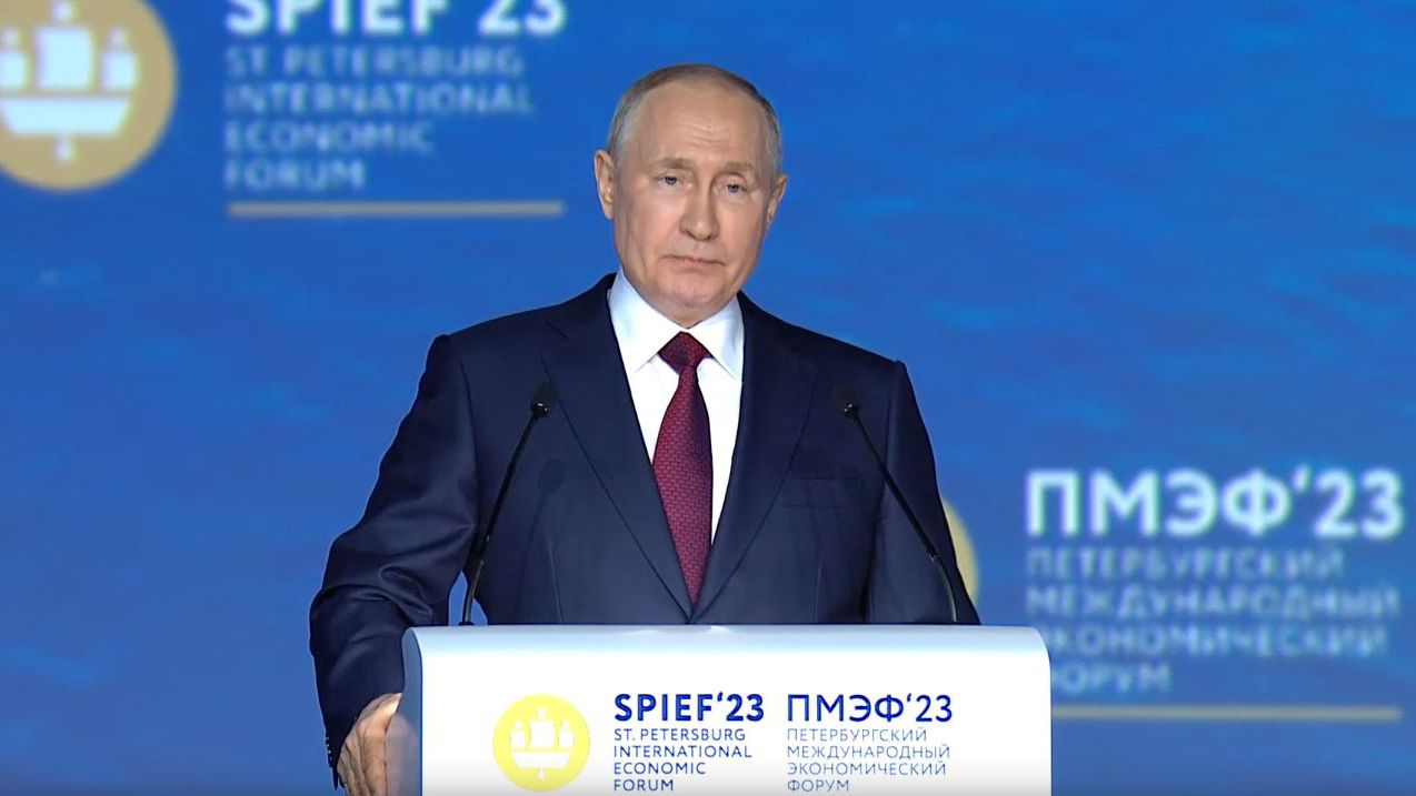Путин констатировал происходящие в мире изменения глубинного характера