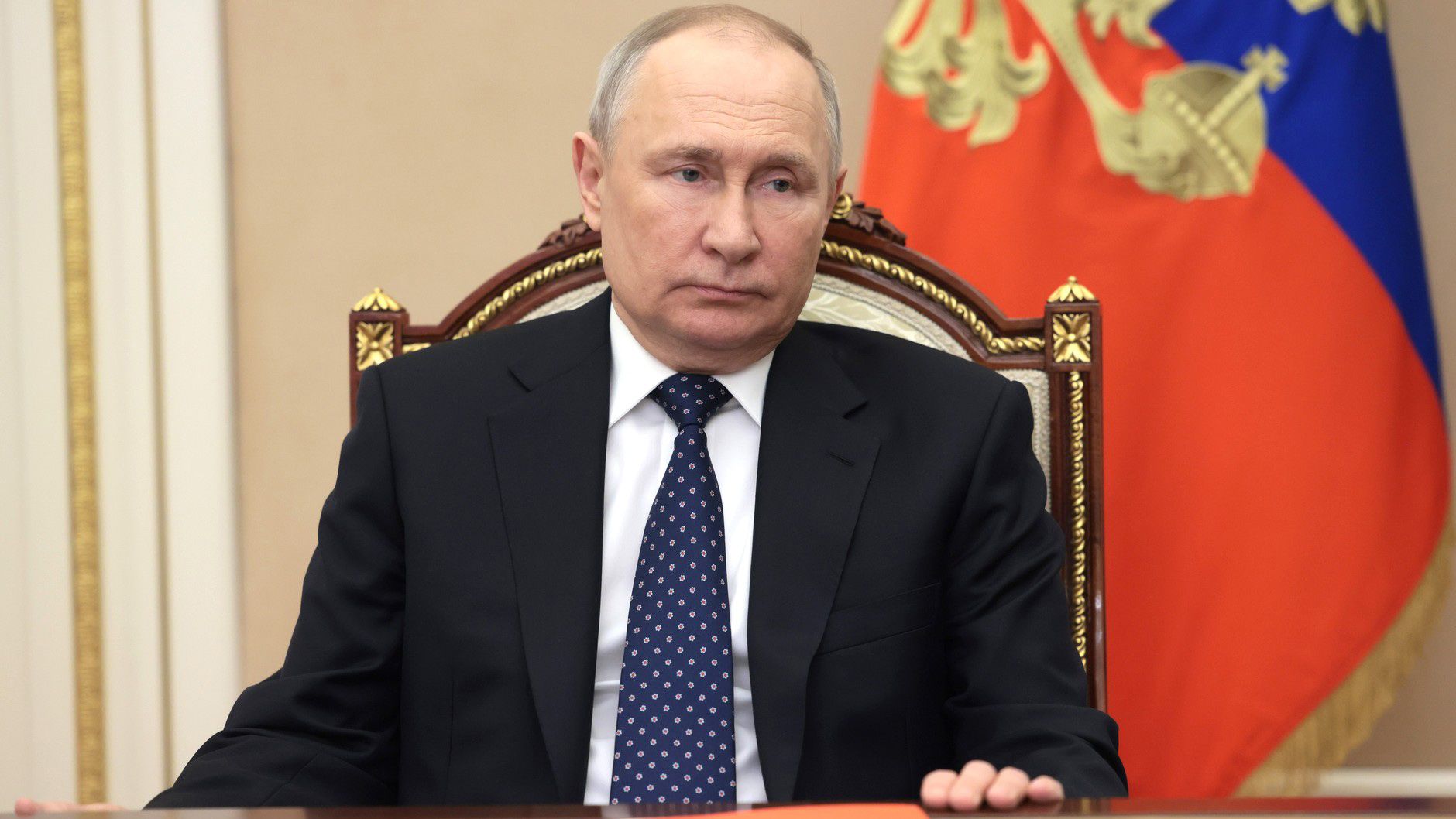 Путин указал на растущее вмешательство США в украинский кризис