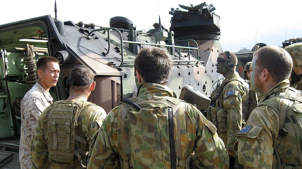 SMH: Австралия согласилась помочь Украине поставками бронемашин с неисправными тормозами