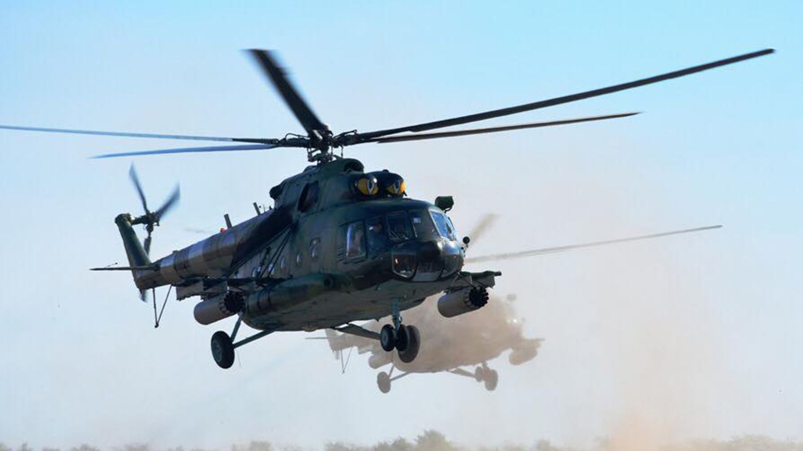 Украинские военные провели маневры с экипажами боевых вертолетов Ми-24 и Ми-8