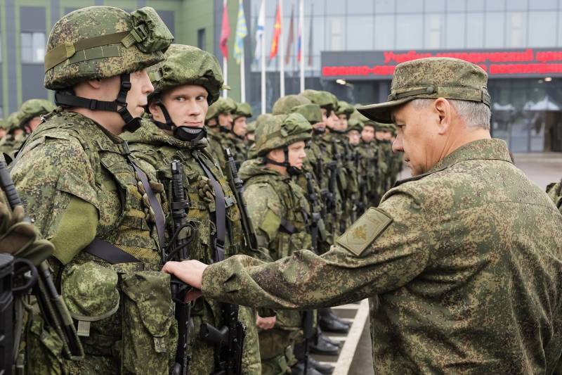 Ветеран боевых действий 2023: выплаты, льготы, надбавка к пенсии — на что может рассчитывать защитник России