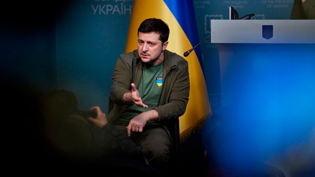 Зеленскому предложили добиваться размещения на Украине ядерного вооружения НАТО