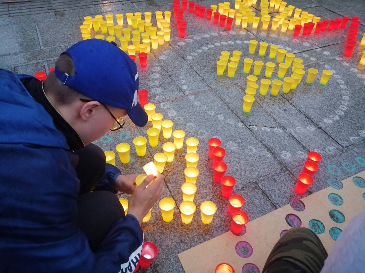 Акция "Огненные картины войны" во Владивостоке 21 июня
