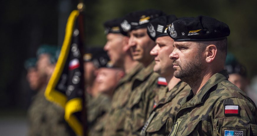 А вот и обострение: Польша и Прибалтика готовятся к вводу войск на Украину для захвата территорий