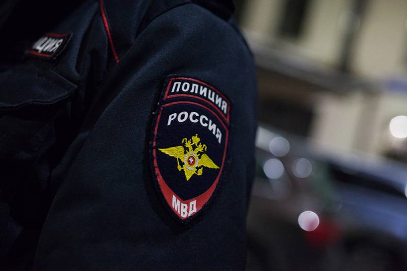 Банды мигрантов требуют дань со школьников, в каком регионе