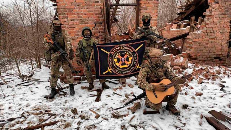 ЧВК «Вагнер» приостановили набор в армию Пригожина, 2,5 тысячи наёмников ЧВК «Вагнер» прибыли в Белоруссию за одну неделю