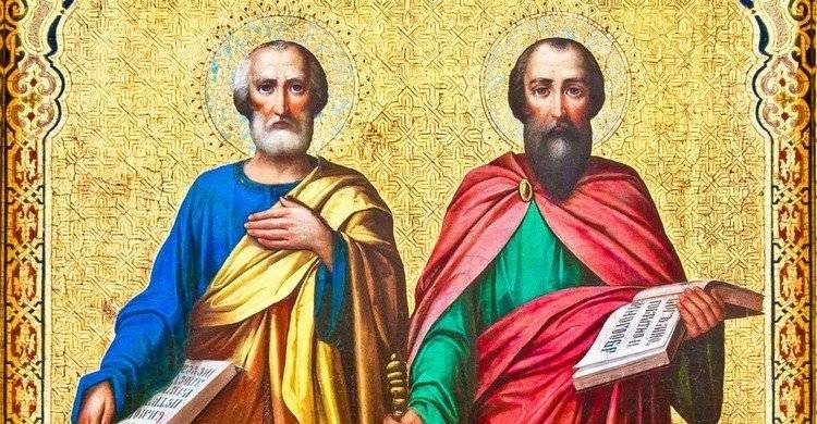 Народно-христианский праздник 12 июля 2023 года: традиции, приметы и запреты этого дня 
