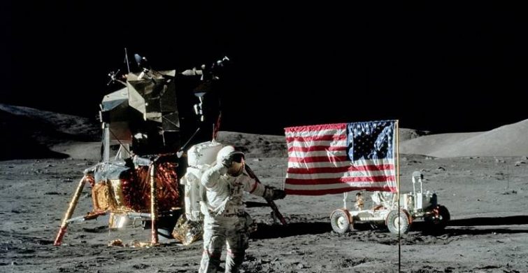 Тайны исторической высадки на Луну: почему астронавту «Аполлона-17» было трудно дышать 