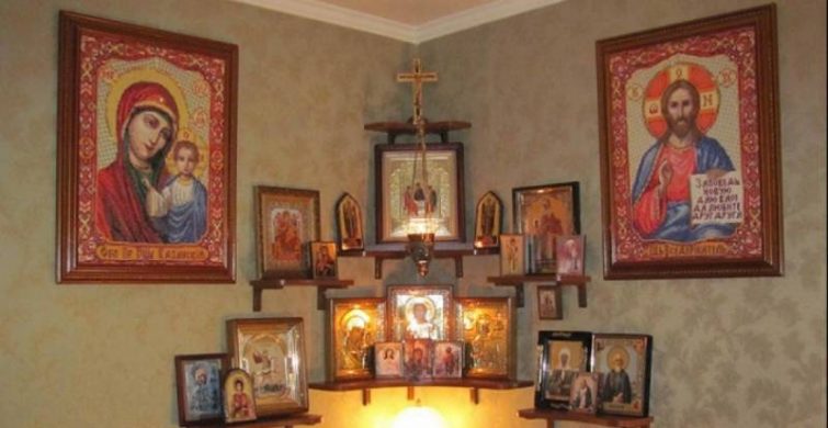 На что может указать падение иконы в доме: 5 жутких и мистических примет 