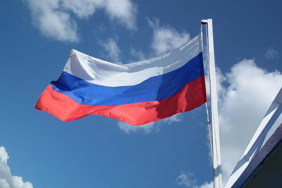 Россия постепенно выходит из-под финансовых тисков Запада