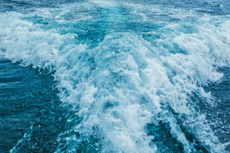 Море