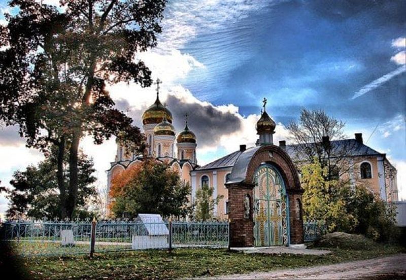 Святое изображение, пережившее столетия: история и чудеса иконы Божией Матери Волынской