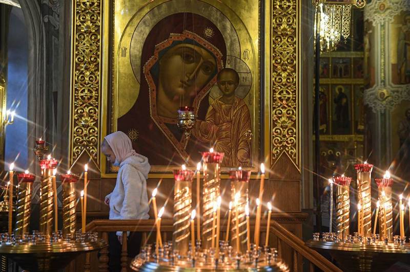 В приметы на Казанскую Божью Матерь 21 июля издавна верит православный народ