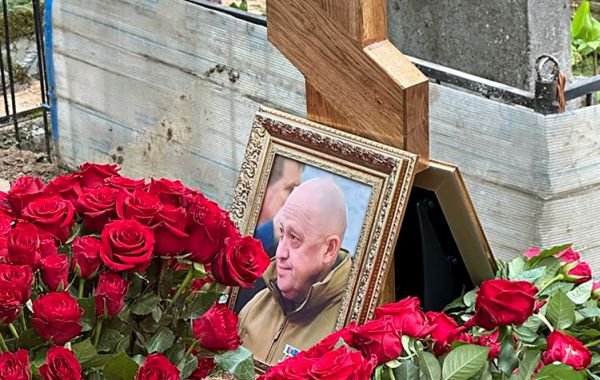 Евгения Пригожина похоронили на Пороховском кладбище Петербурга » Новости России и мира 24 часа в сутки — N4K.RU
