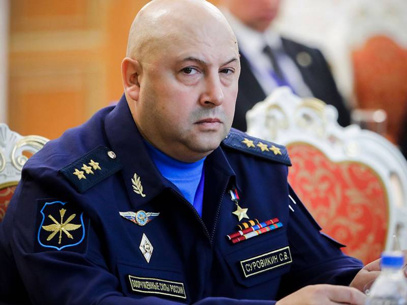 Из математика в легендарного военного: как Суровикин стал "генералом-Армагеддоном"