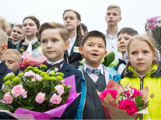 Какие цветы не принято дарить учителям на 1 сентября: что говорят специалисты на этот счет