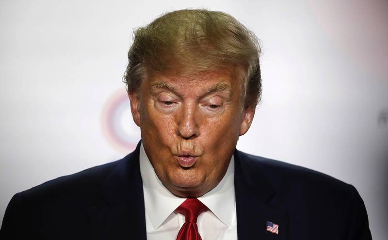 Когда Трамп может сдаться в тюрьму для ареста: последние новости о главном скандале Соединенных Штатов
